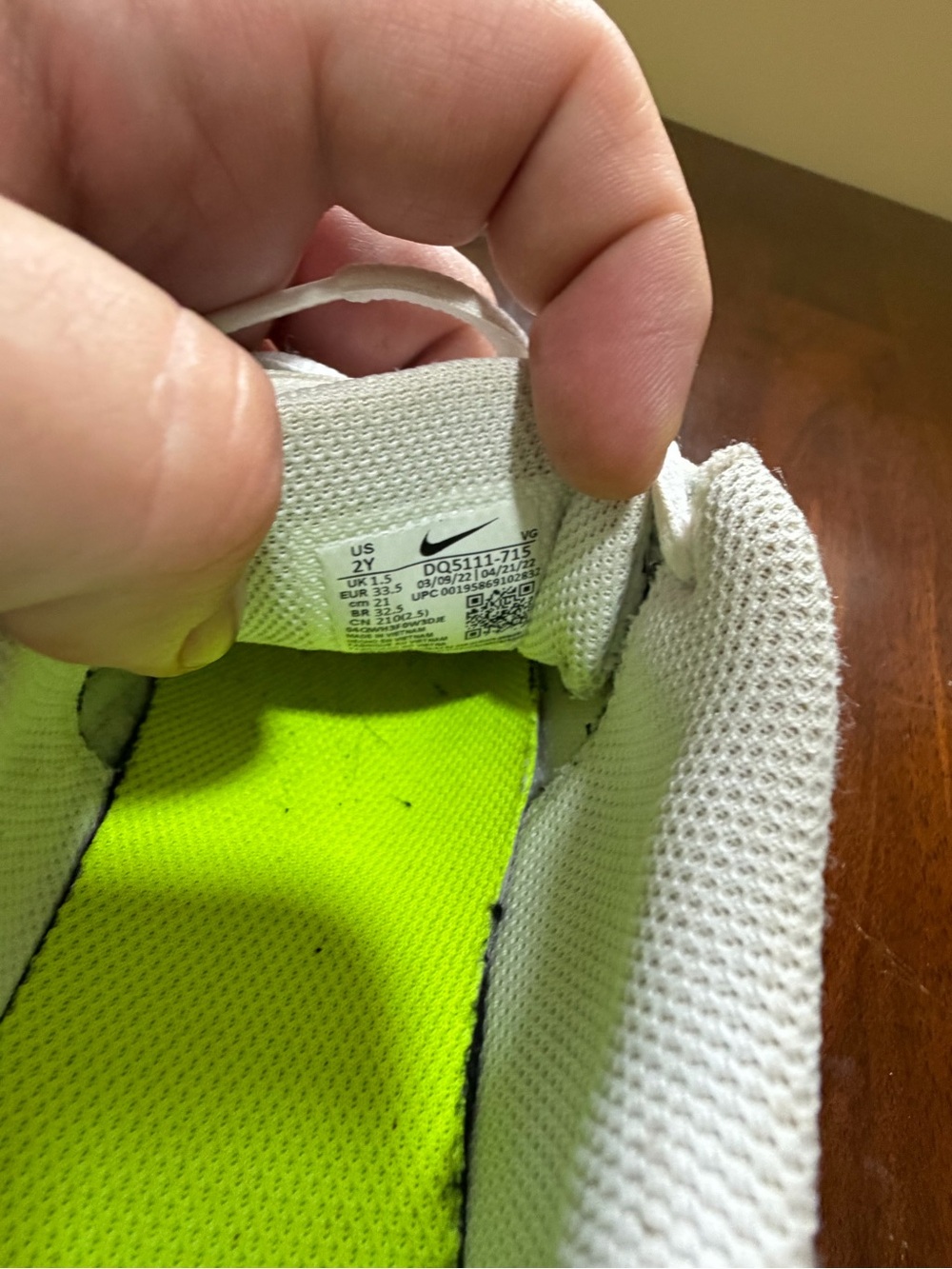 Nike Vapor Edge Football Cleats Youth 2Y Volt Black White DQ5111-715 - Picture 6 of 6
